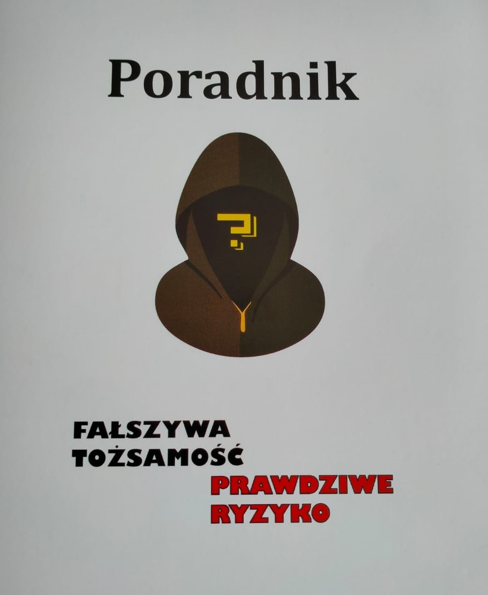 Zdjęcie plakatu na którym widnieje postać zamaskowana.