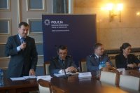 konferencja &quot;Policja bez barier - lepiej rozumiem, sprawniej pomagam&quot;