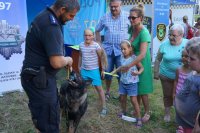 policjanci podczas festynów rodzinnych