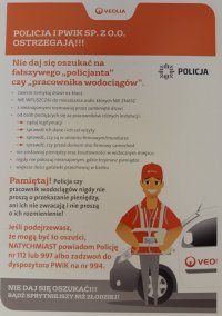 Zdjęcie kolorowe, przedstawiające akcję policyjną.