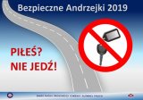 Zdjęcie kolorowe, przedstawiające plakat akcji &amp;quot;Bezpieczne Andrzejki 2019&amp;quot;