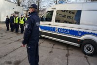 Zdjęcie kolorowe, przedstawiające Komendanta Miejskiego Policji i pozostałych uczestników.