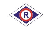 Zdjęcie kolorowe, przedstawiające dużą literkę &quot;R&quot; - logo ruchu drogowego.