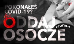 Zdjęcie kolorowe, przedstawiające plakat na którym widać moment pobierania strzykawką osocza.