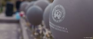 Zdjęcie przedstawiające balony.