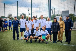 Zdjęcie reprezentacji policjantów z Wodzisławia-Śląskiego oraz organazatorów.
