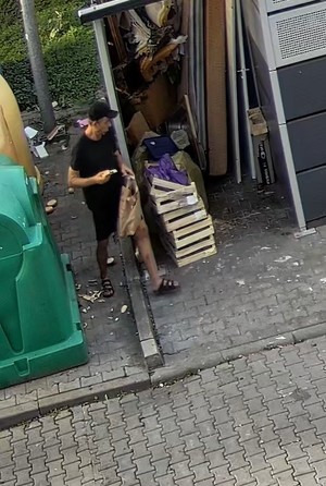 Zdjęcie na którym widoczny jest mężczyzna.