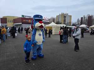 Zdjęcie przedstawiające Sznupka oraz uczestników.