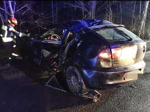 Zdjęcie uszkodzonego pojazdu.