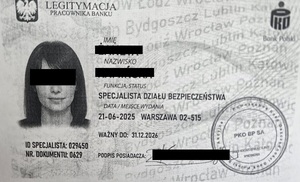 Zdjęcie legitymacji pracownika banku.